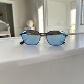 Lunettes soleil– Noir & miroir bleu