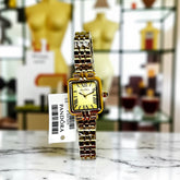 Montre Pandora Dorée – Cadran Carré à Chiffres Romains