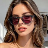 Crimson Bloom UV400 – Lunettes Femme