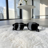 Lunettes carrées unisexe – verres noirs