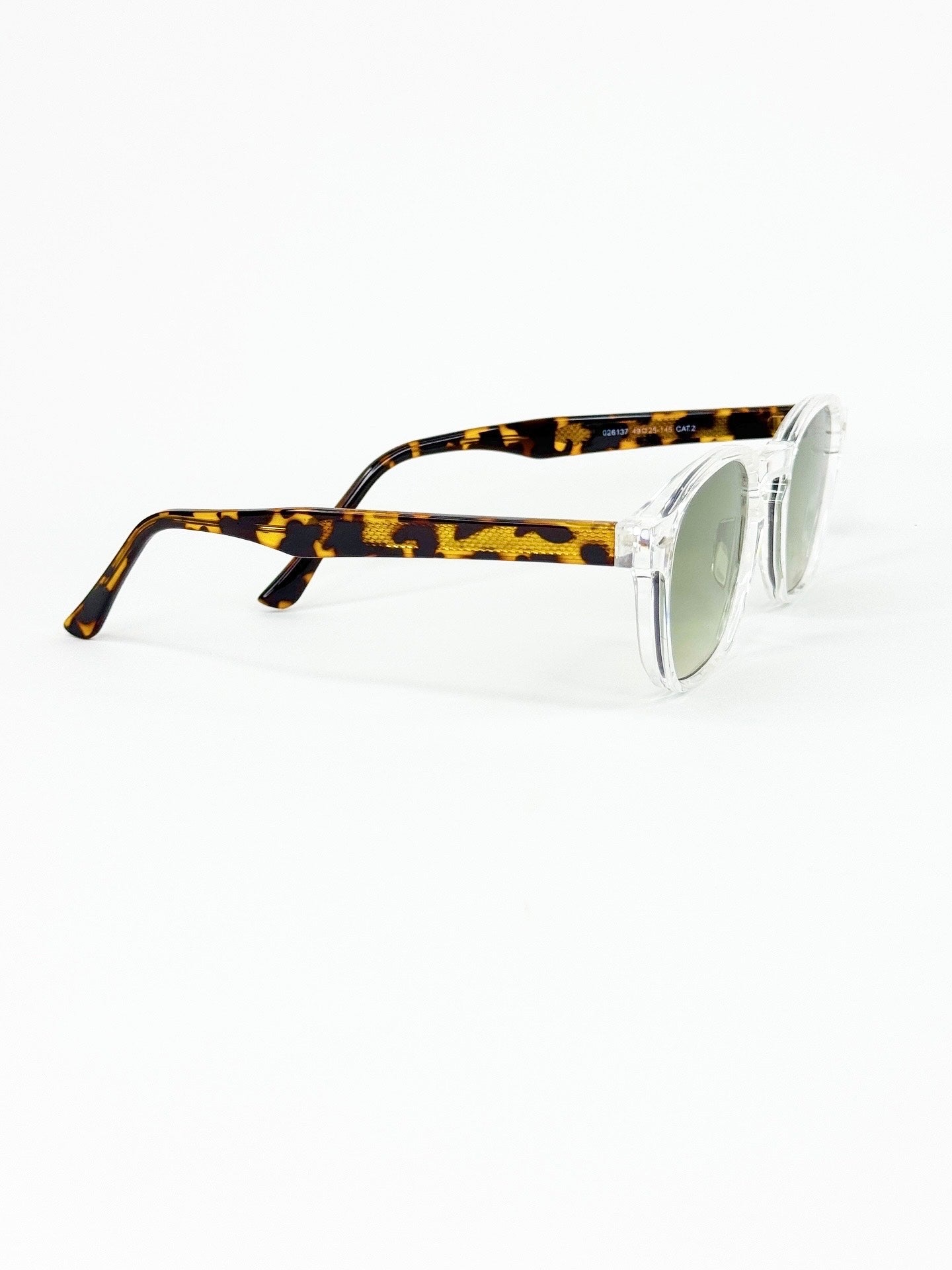 Collection tendance – Monture carrée rétro et verres colorés