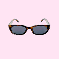 Tortoise Fit – Chic & Minimal Femme