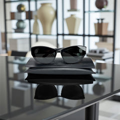 Lunettes de soleil femme – Dior
30MONTAGNE Noir/Or