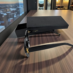 Lunettes de Soleil Femme – Saint Laurent Square Black & Gold