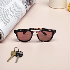 Lunettes écaille foncée – Verres marron