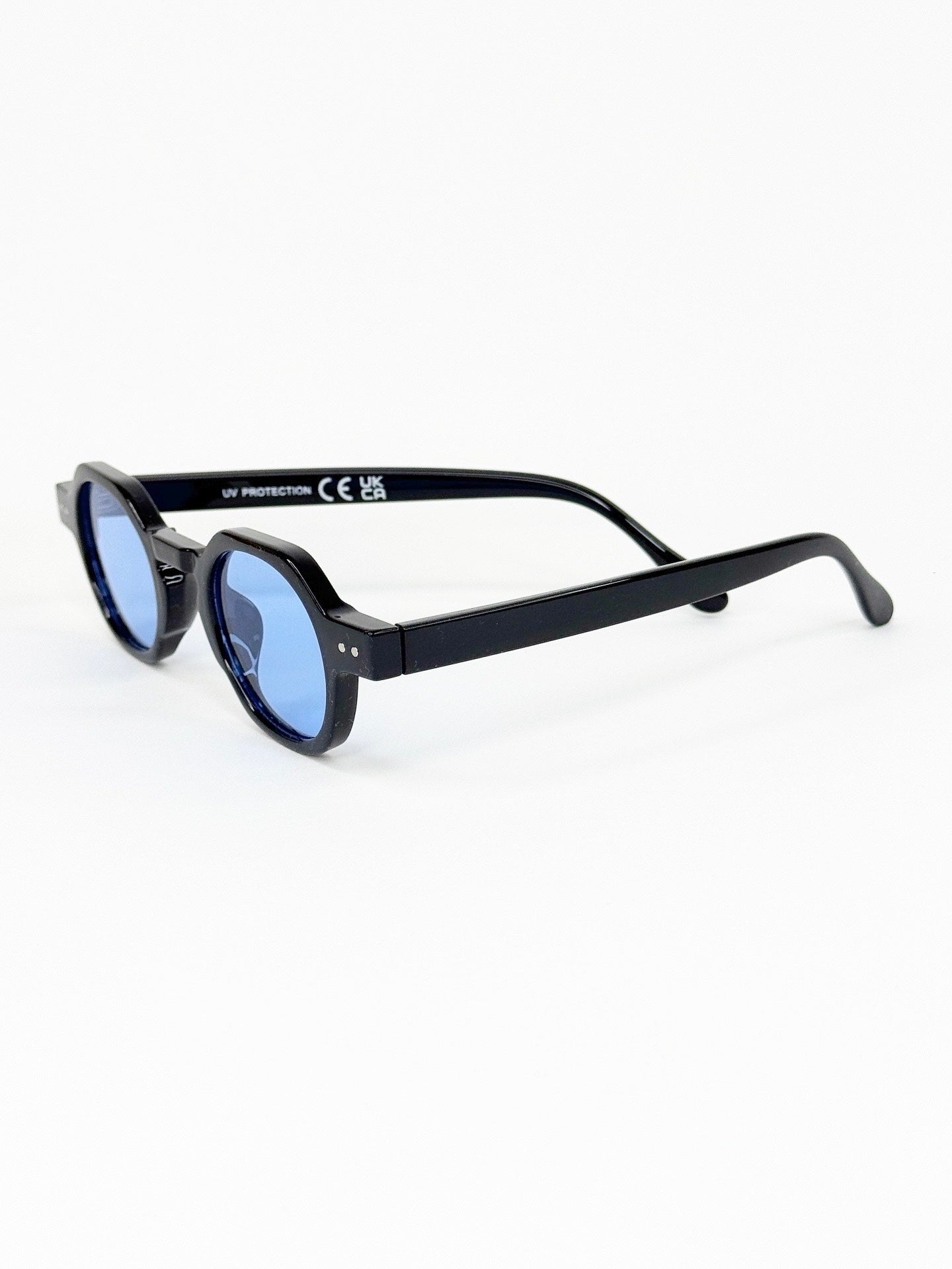 Collection géométrique – Lunettes ovales au design audacieux et coloré