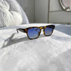 Azure Belle – Lunettes Femme 2026