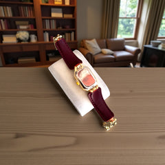 Montre Femme Dorée Bordeaux | Élégance Chic & Intemporelle