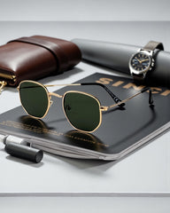 Monture Dorée & Verres Verts G15