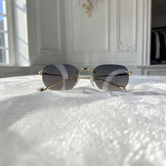 Lunettes de Soleil Femme Raffinées | Verres Bleu-Vert | Branches Fines
