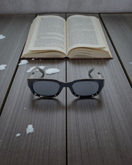 Black Frame Energy 🖤