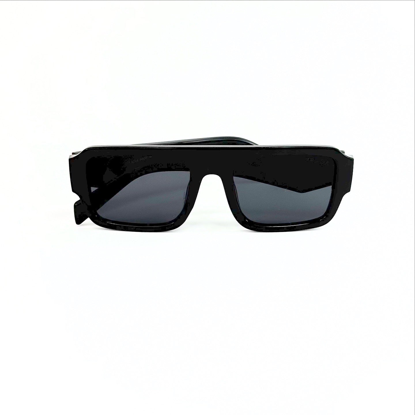 Lunettes Solaires Tendance – Style Carré Moderne