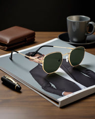 Monture Dorée & Verres Verts G15