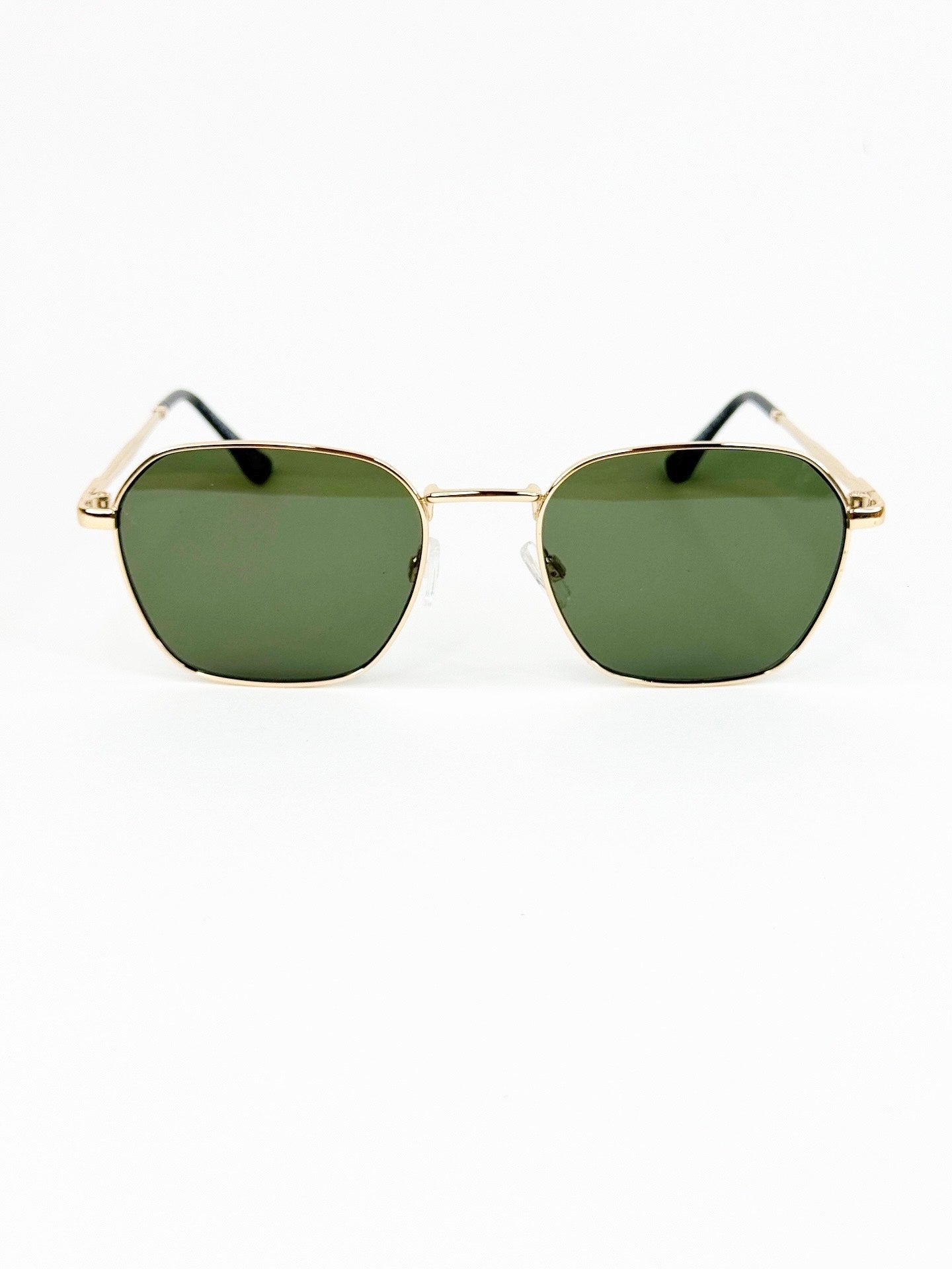 Collection solaire forme pilote – Style contemporain et verres teintés variés