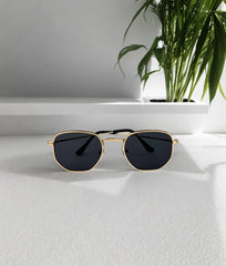 Golden Square ✨ — L’élégance géométrique