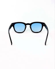 Lunettes de soleil tendance au style rétro avec verres teintés