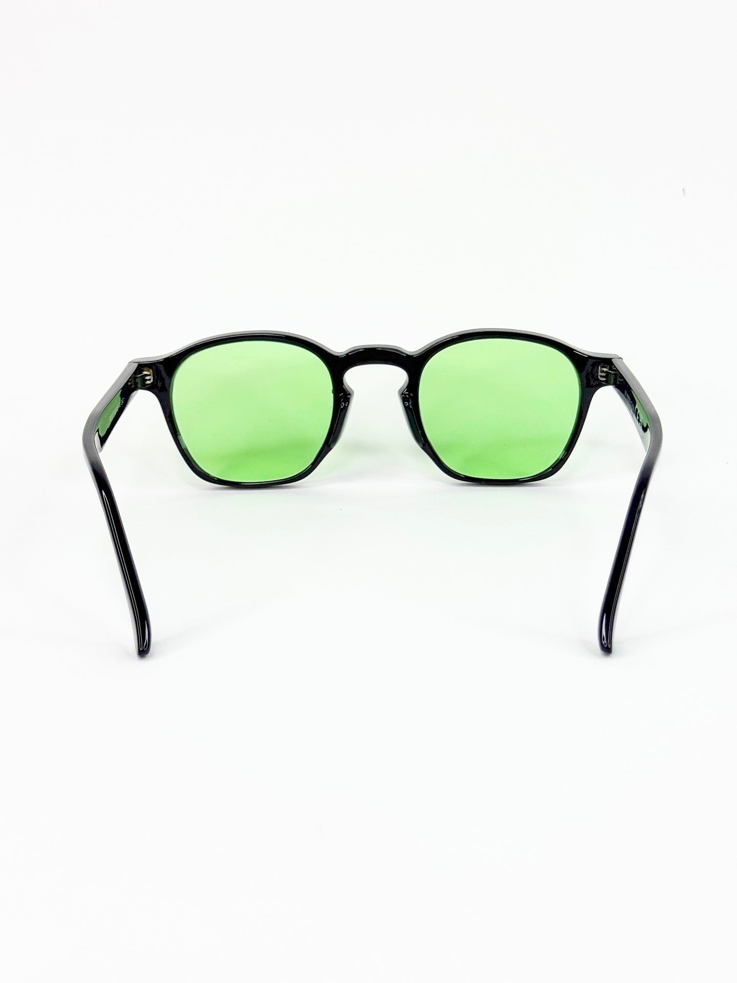 Collection tendance – Monture carrée rétro et verres colorés