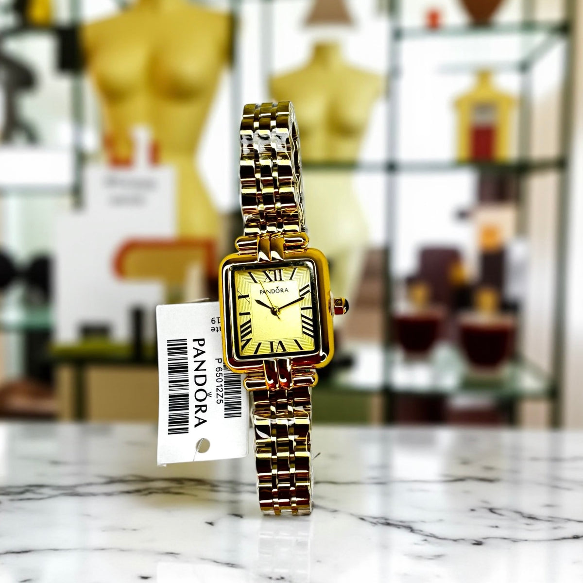 Montre Pandora Dorée – Cadran Carré à Chiffres Romains