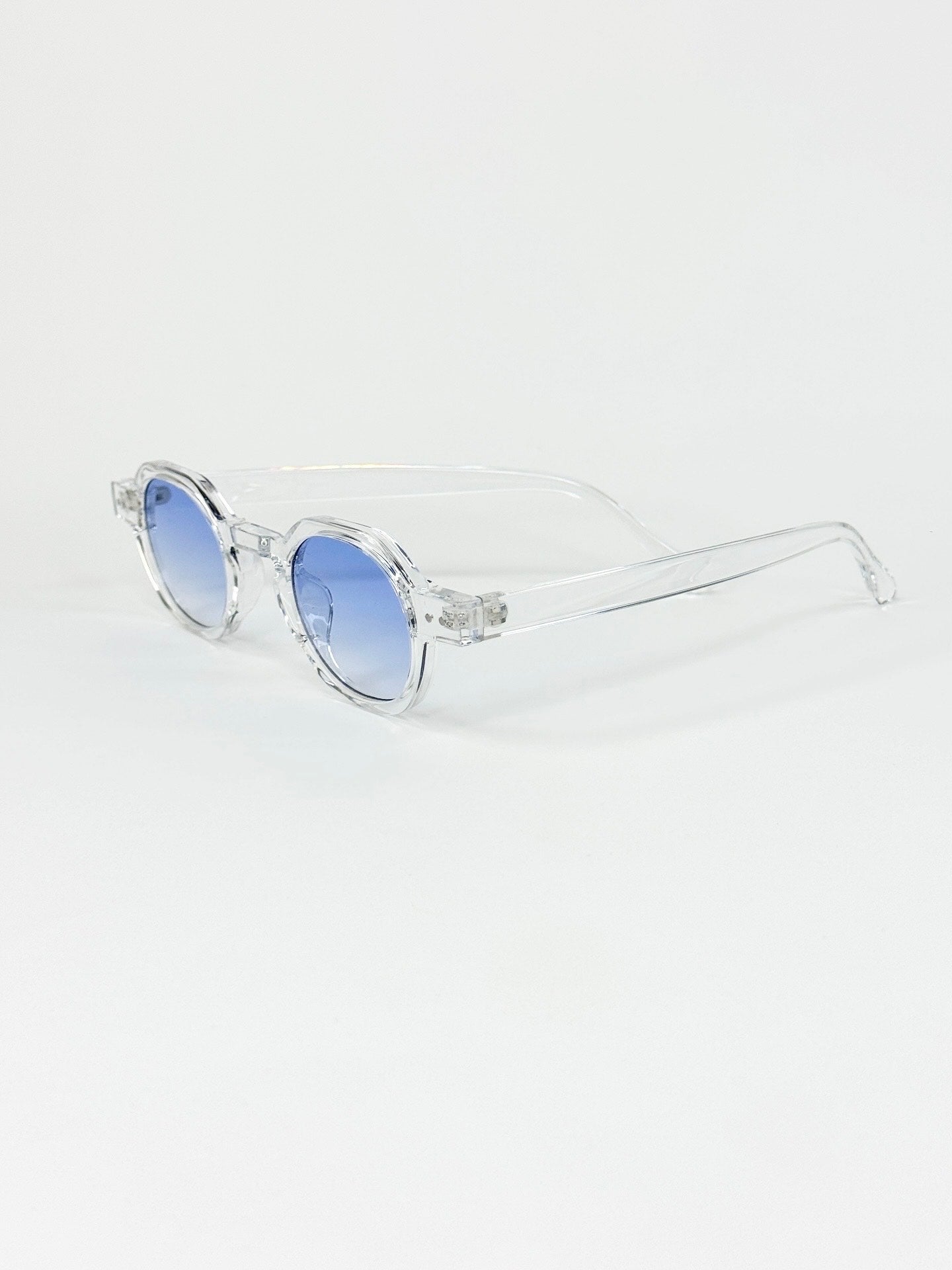 Collection géométrique – Lunettes ovales au design audacieux et coloré