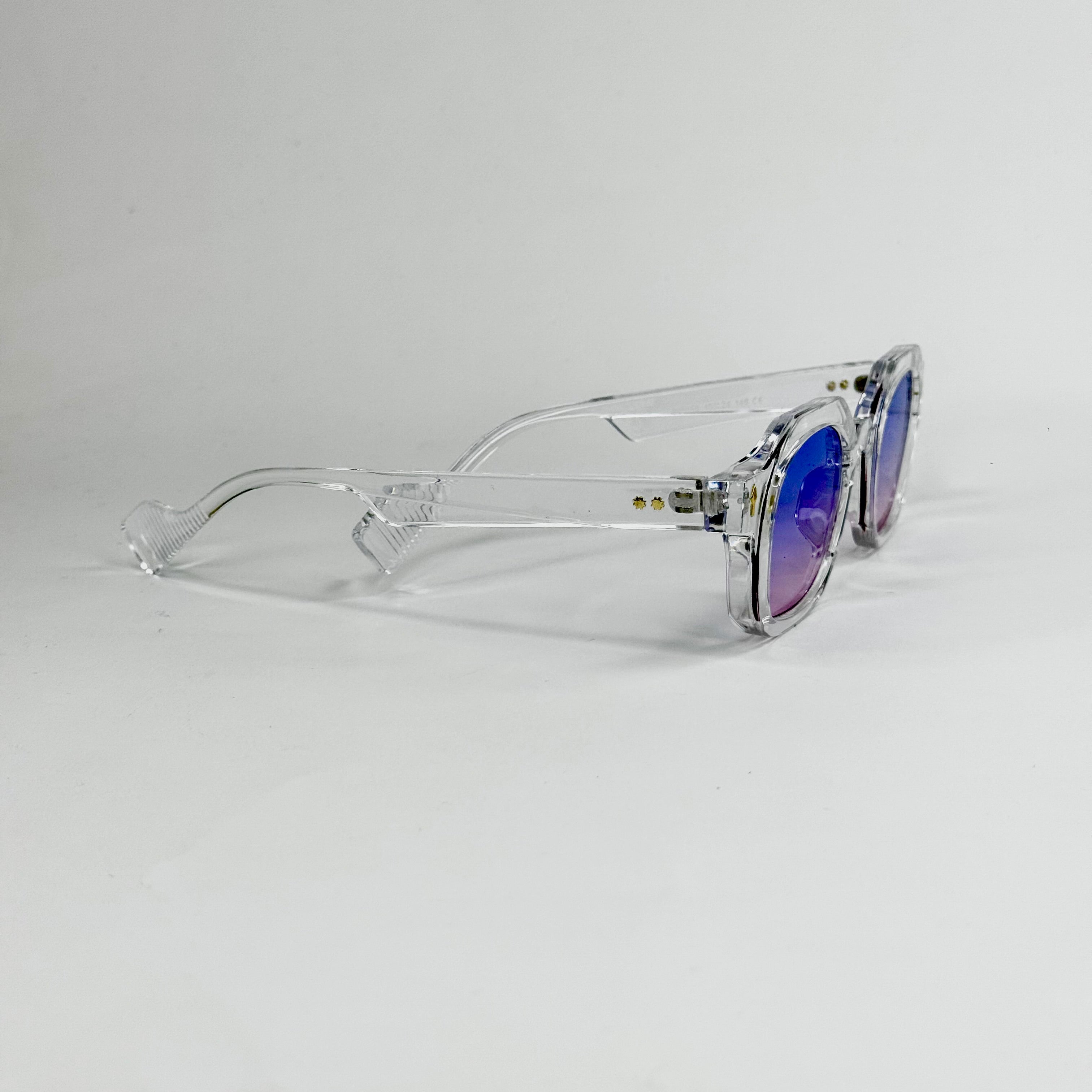 🕶 Lunettes solaires – Monture transparente, style affirmé