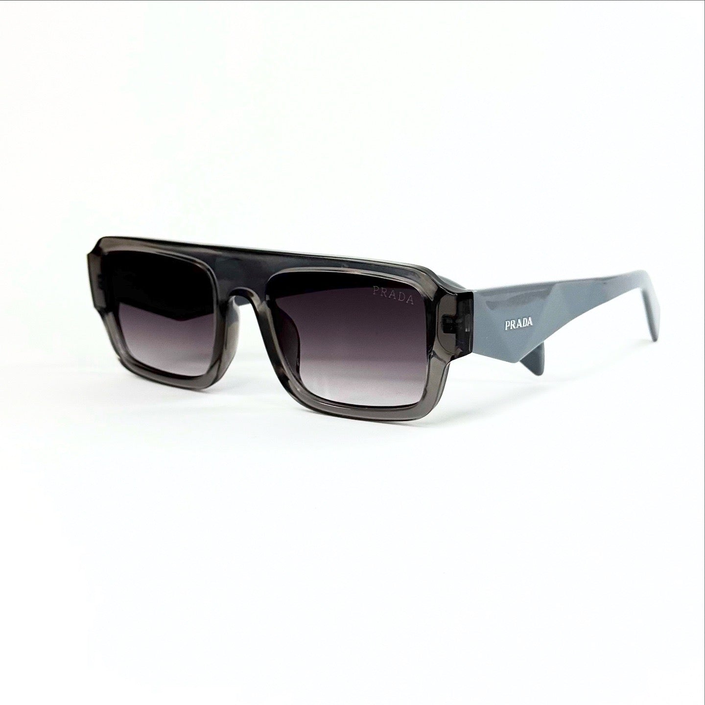Lunettes Solaires Tendance – Style Carré Moderne