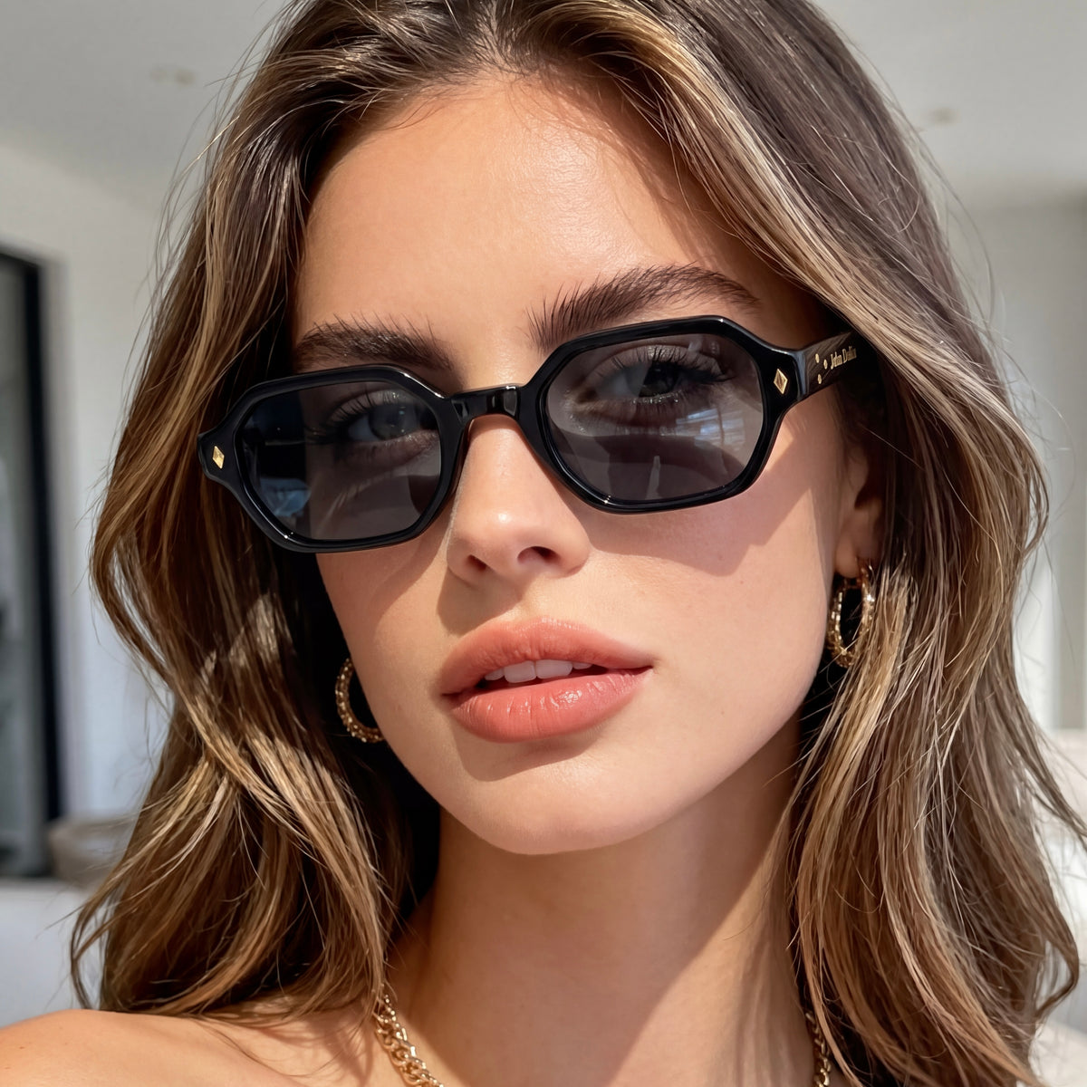 Angular Chic Black UV400 – Lunettes Femme
