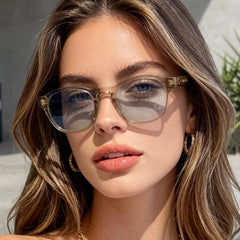Lunettes Femme Photochromiques – Golden Aura