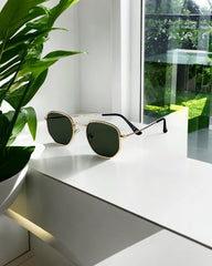 Golden Square ✨ — L’élégance géométrique