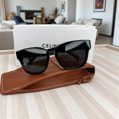 Céline CL40232U – Noir profond