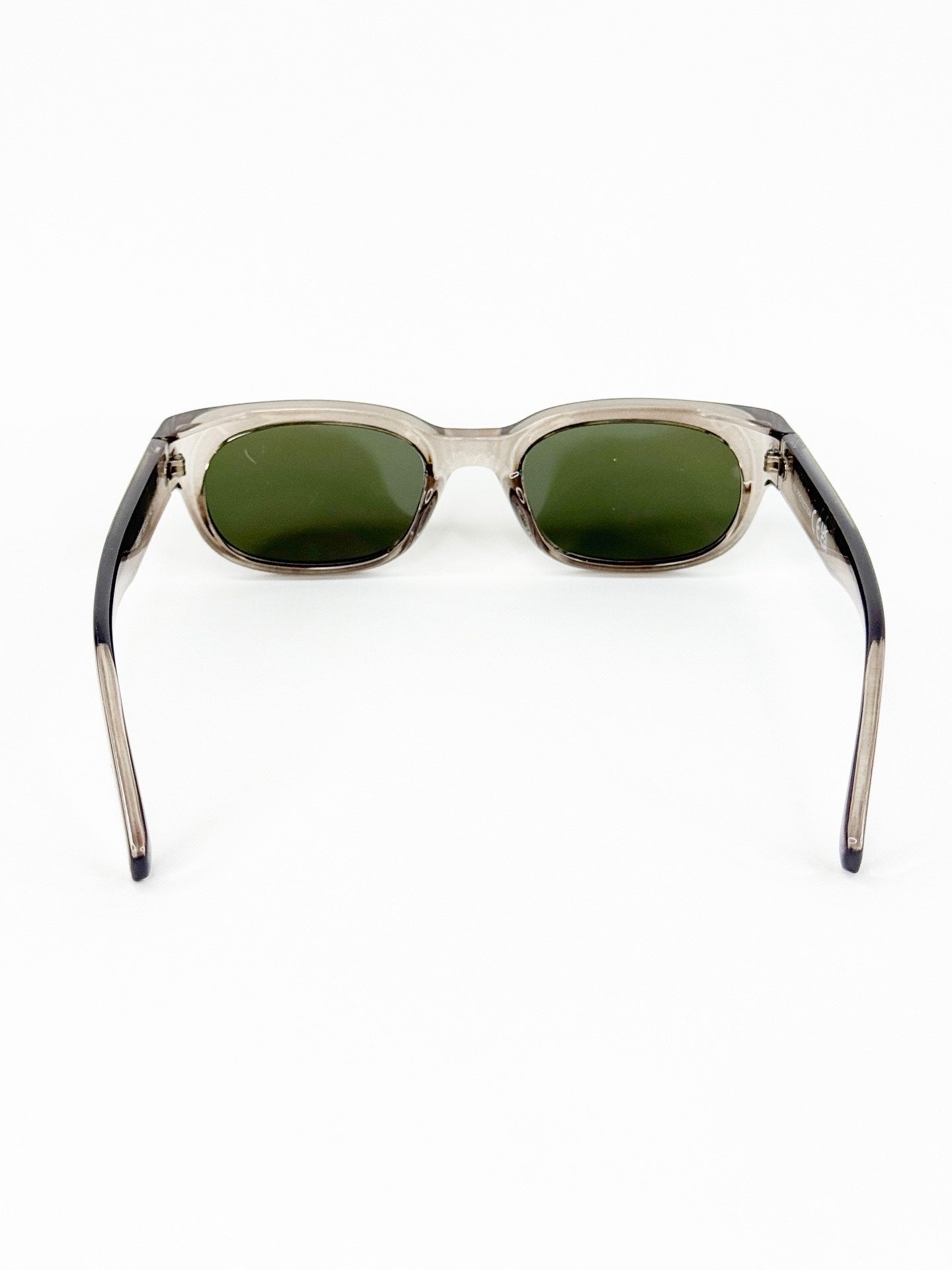Collection solaire rétro – Monture épaisse et look vintage affirmé