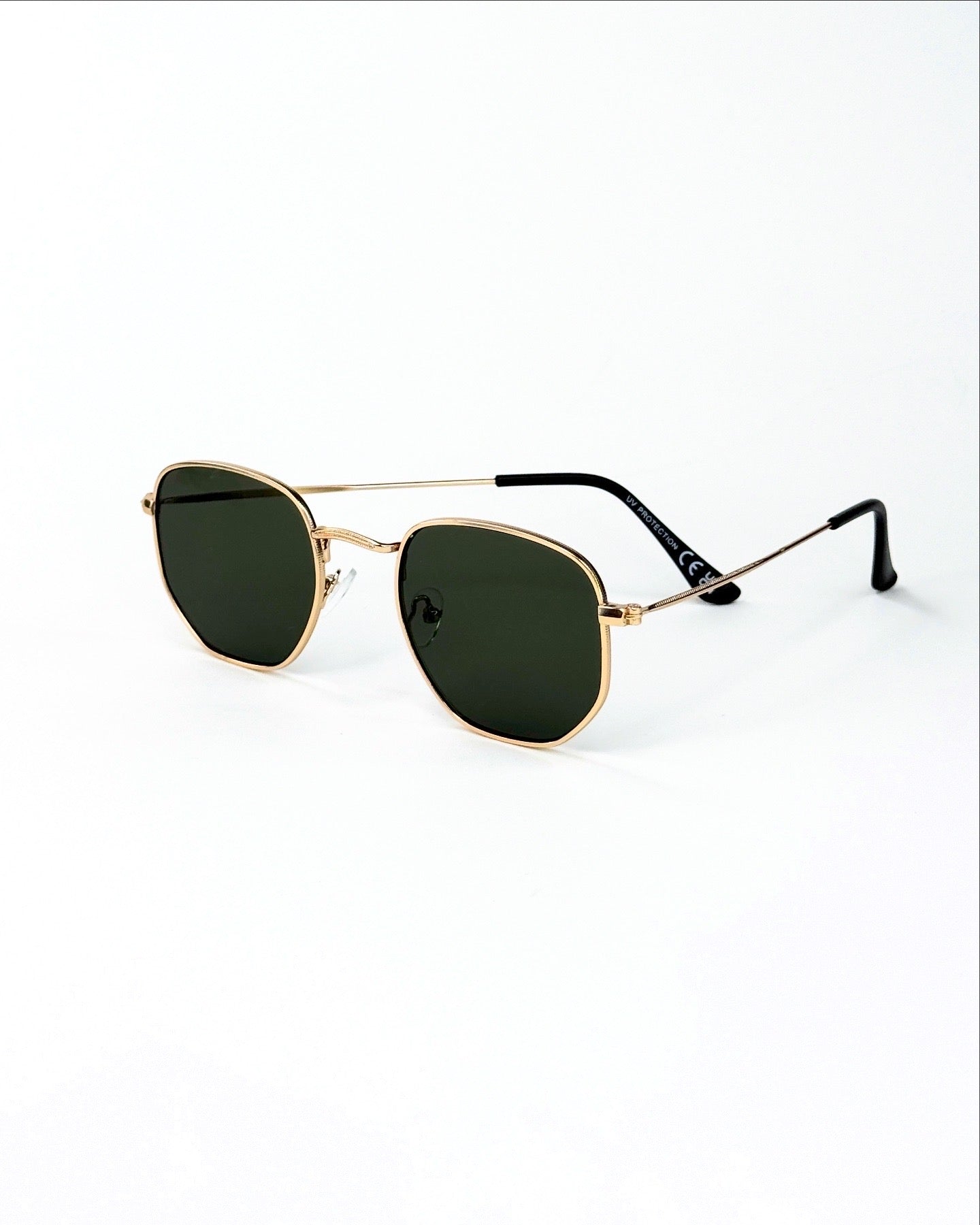 Lunettes de soleil géométriques à monture métallique