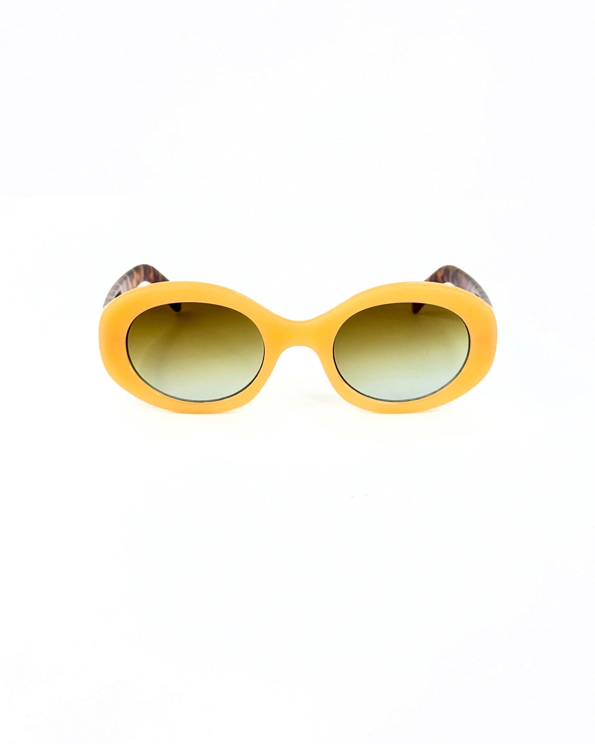 Lunettes Ovales Rétro – Style et Couleur au Quotidien