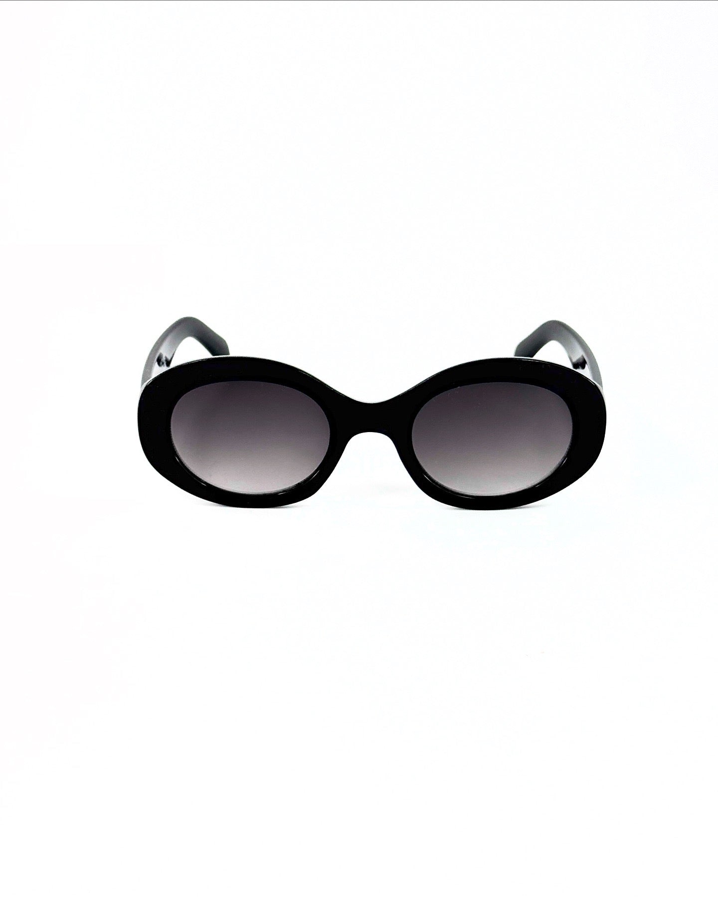 Lunettes Ovales Rétro – Style et Couleur au Quotidien
