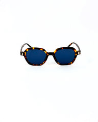Collection “Éclat Urbain” – Lunettes de Soleil Carrées Vintage