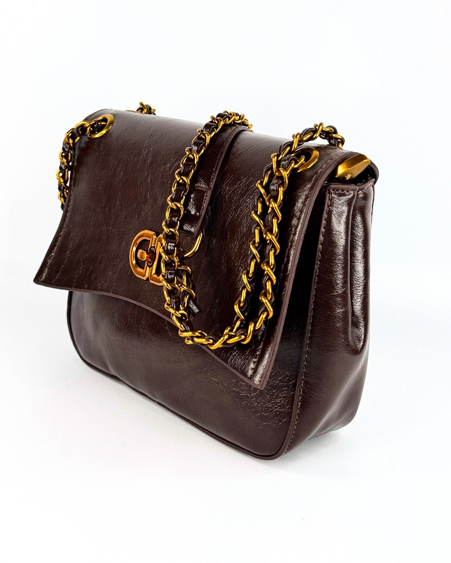Sac à Bandoulière Chic – Cuir Lustré et Chaîne Dorée