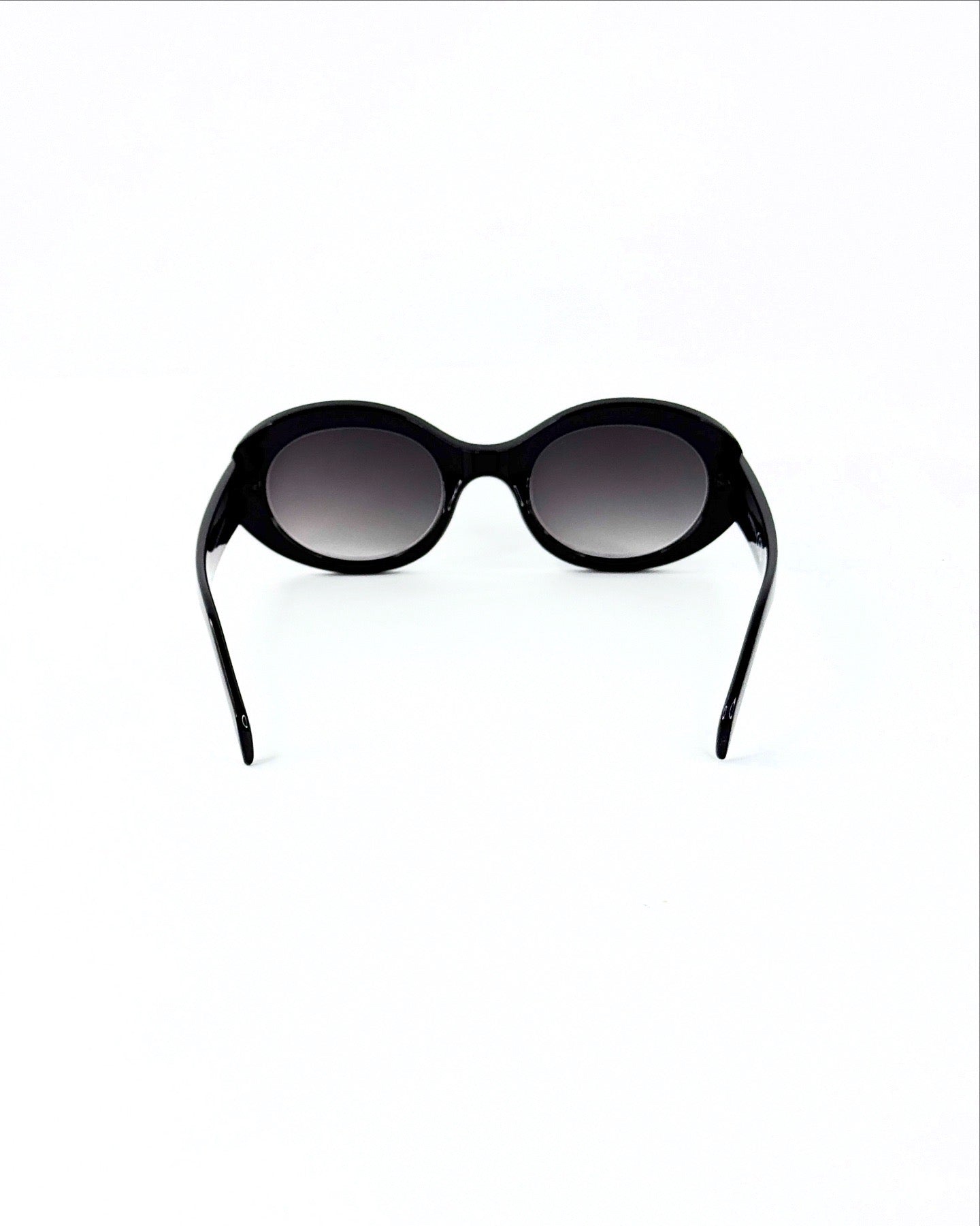 Lunettes Ovales Rétro – Style et Couleur au Quotidien