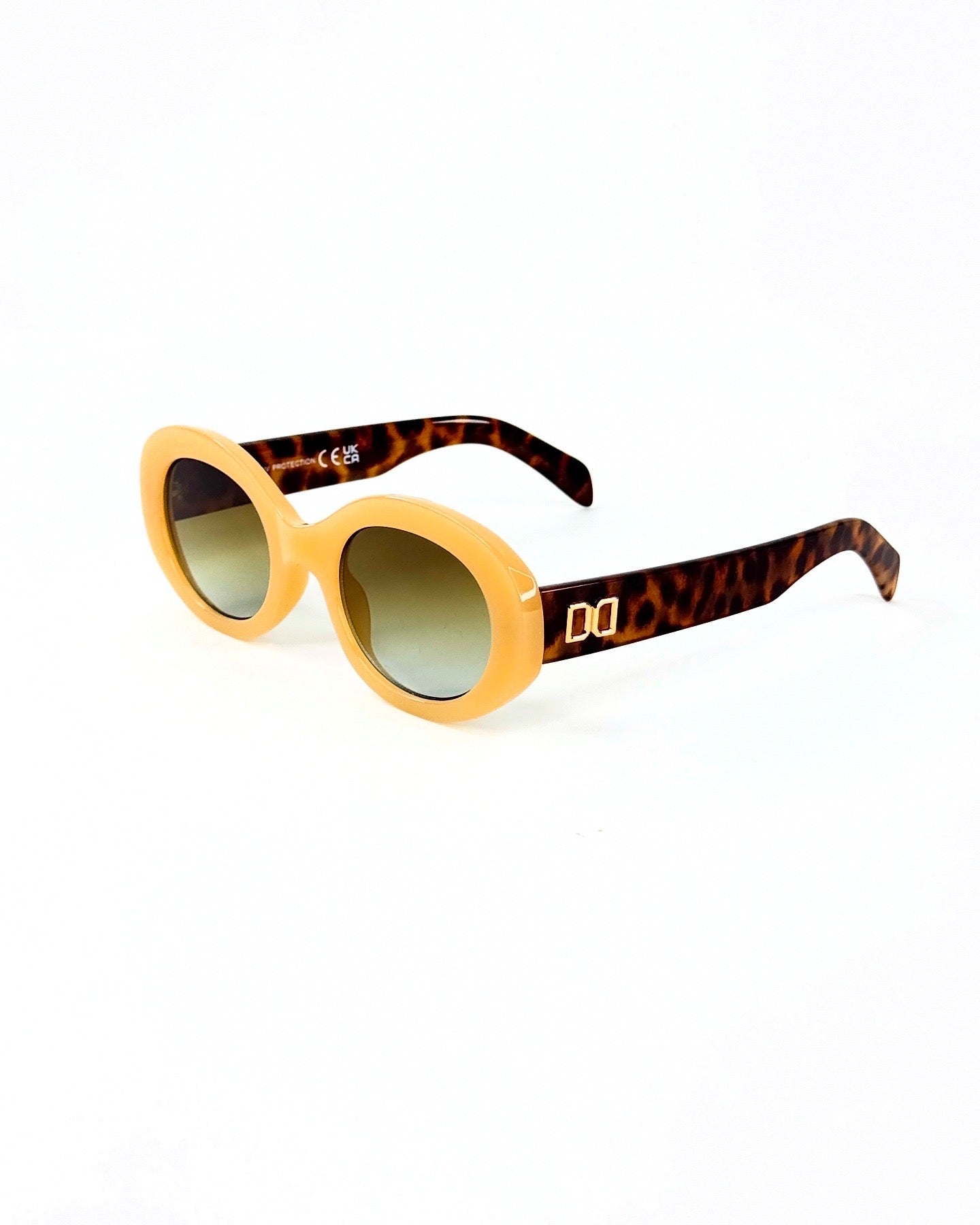 Lunettes Ovales Rétro – Style et Couleur au Quotidien